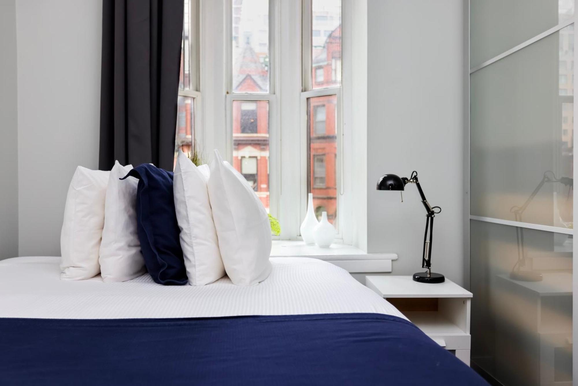 Stylish Studio On Newbury St #3 Boston Exterior photo