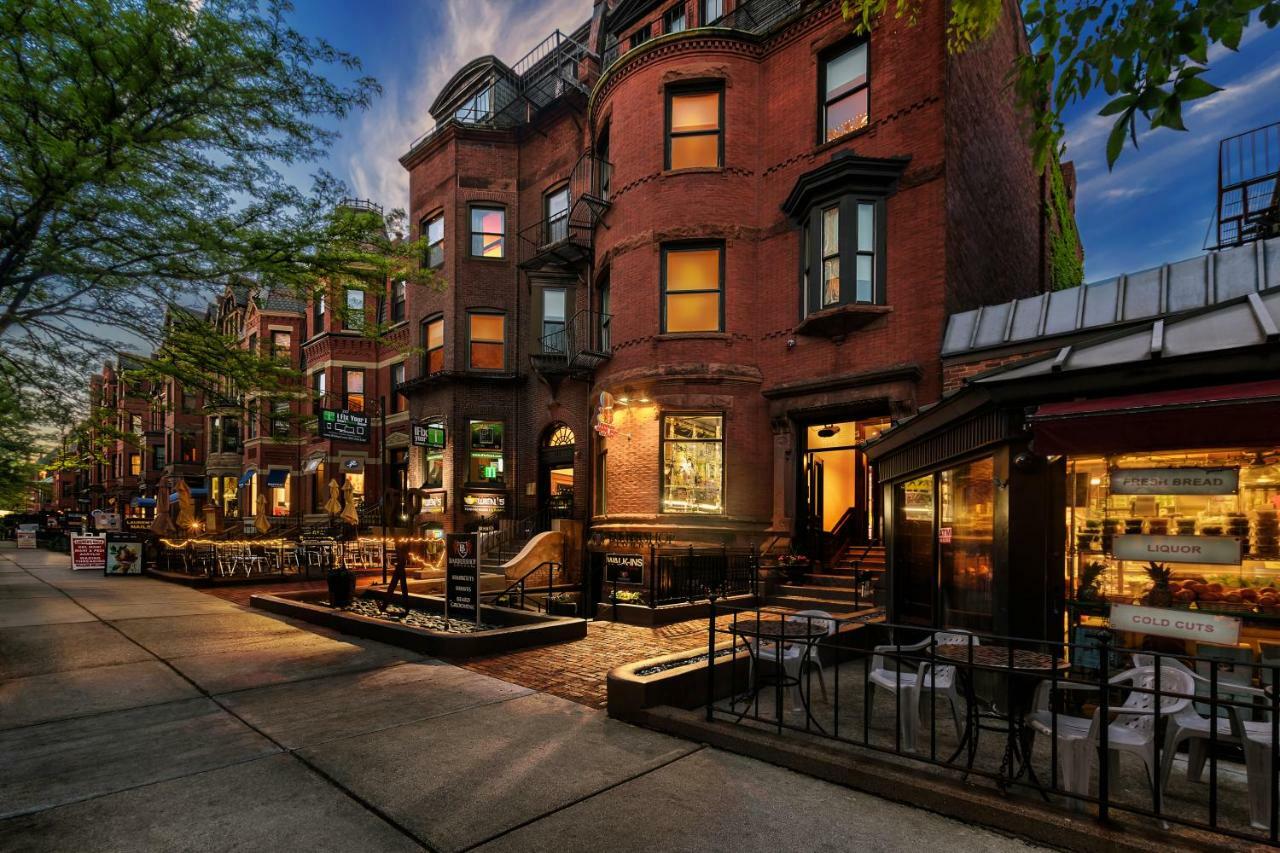Stylish Studio On Newbury St #3 Boston Exterior photo